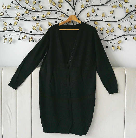 Women V Neck Long Coat Long Sleeve, Knitted  Buttoned Lady Fashion Jacket With Pocket